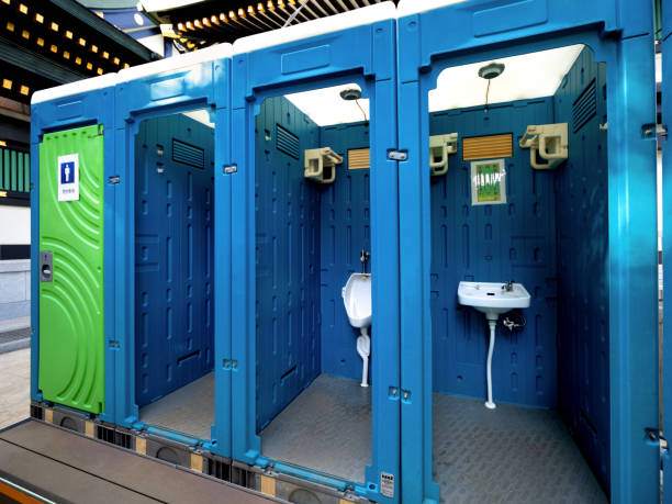 Best Portable toilet rental cost  in Westgate, FL